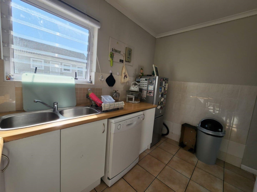 2 Bedroom Property for Sale in West Beach Western Cape